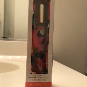 Very Sexy Now rollerball - nwt